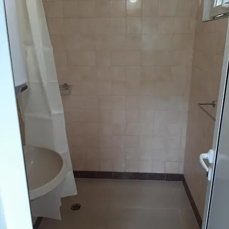 A Charming And Peaceful Summer 400m From The Sea